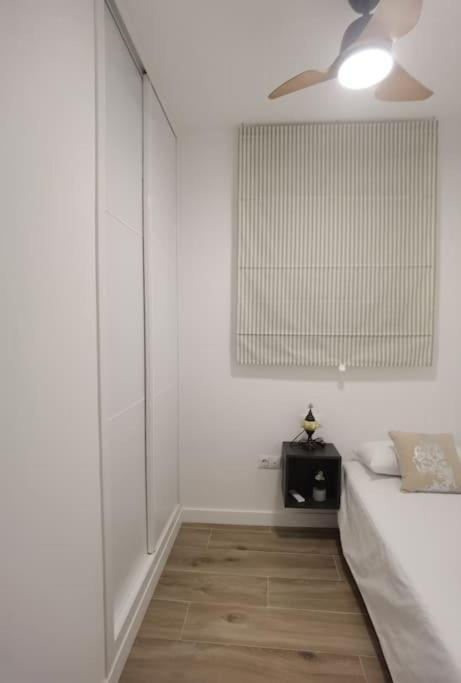 Fantastico Piso Nuevo, Mentidero Appartement
